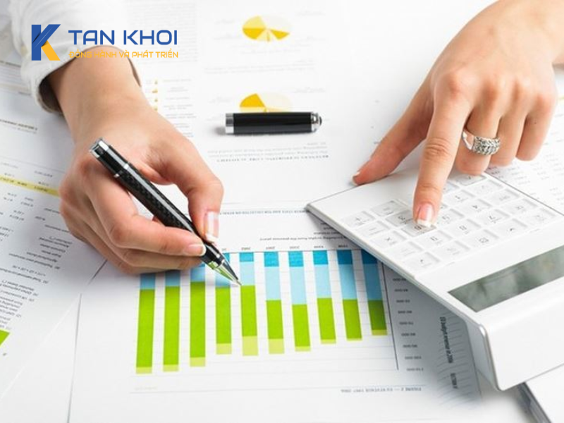 Xây dựng ngân sách chi phí chi tiết và hợp lý